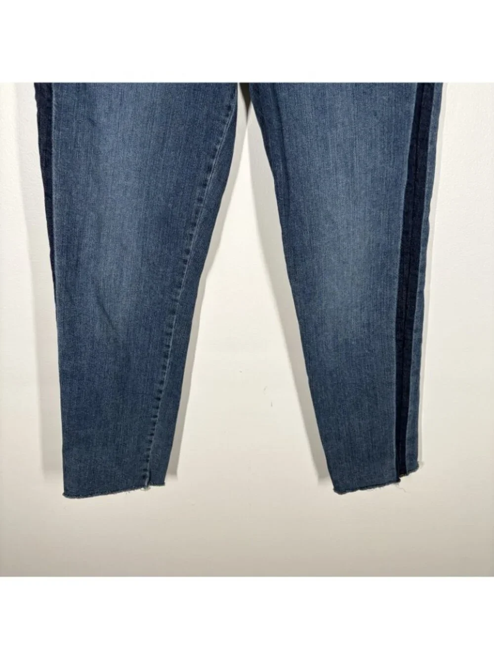 Banana Republic Factory Women 28/6 Medium Wash Tuxedo Stripe Straight Ankle Jean